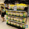 98% Warga RI Makan Beras, Harga Mahal-Bikin Miskin Tetap Beli