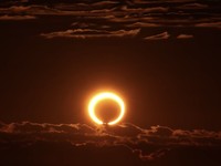 NASA Ungkap Misteri Matahari Terbit dari Barat