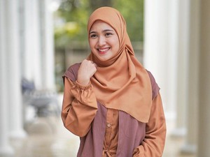 Cut Syifa Makin Mantap Berhijrah, Didukung Lingkungan Positif