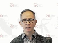 Bos OJK Bawa Kabar Buruk dari AS & China, RI Gimana?