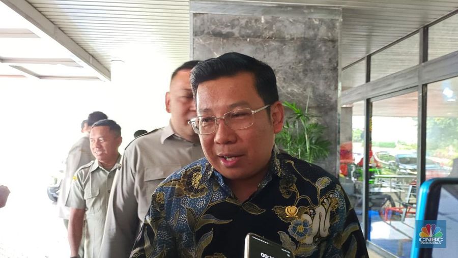 Plt Mentan Arief Prasetyo Adi mulai berkantor di Kementan hari ini, Senin (9/10/2023). (CNBC Indonesia/Martyasari Rizky)