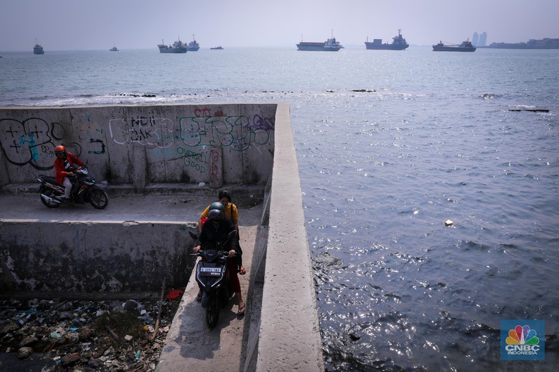 Tanggul Laut 'Giant Sea Wall Tanggul Laut 'Giant Sea Wall