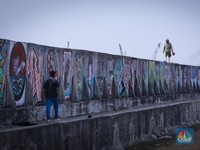 Wamen PU Ungkap Pembiayaan Giant Sea Wall Jakarta Tahap Awal Pakai Ini