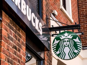Starbucks China Rilis Menu Kopi Rasa Babi, Tuai Pro-Kontra