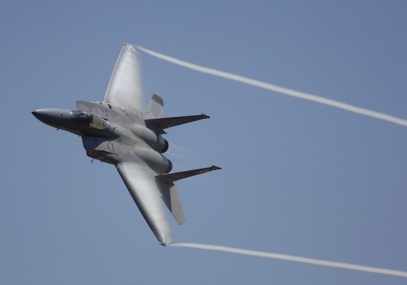 Pesawat tempur canggih F-15.  (AP Photo/Ariel Schalit)
