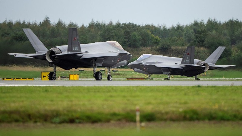 Pesawat tempur canggih generasi kelima, F-35. (via REUTERS/RITZAU SCANPIX)