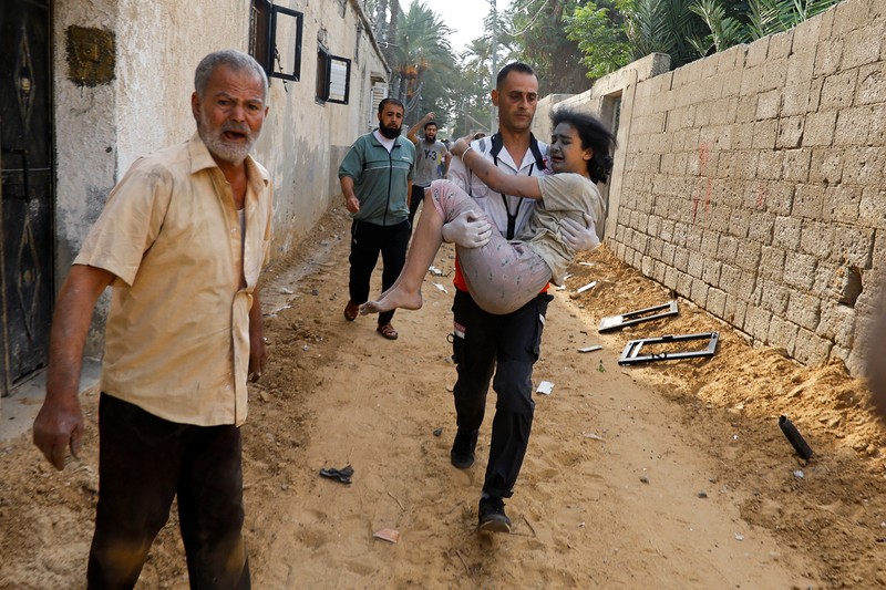 Smoke billows following Israeli strikes in Gaza City, October 11, 2023. REUTERS/Saleh Salem