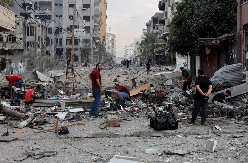 Smoke billows following Israeli strikes in Gaza City, October 11, 2023. REUTERS/Saleh Salem