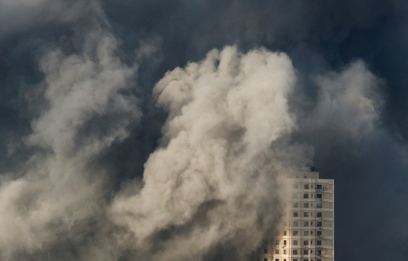 Smoke billows following Israeli strikes in Gaza City, October 11, 2023. REUTERS/Saleh Salem