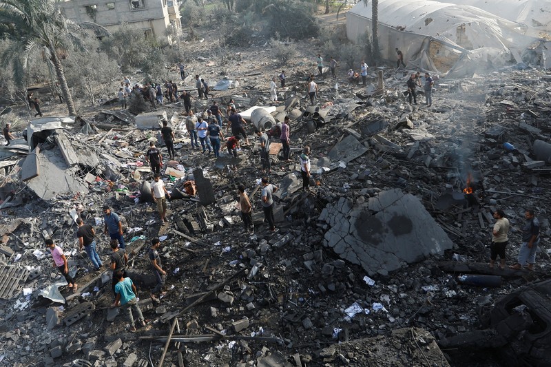 Smoke billows following Israeli strikes in Gaza City, October 11, 2023. REUTERS/Saleh Salem