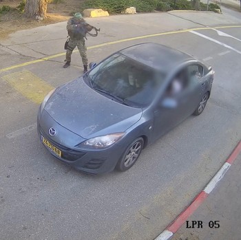 Rekaman CCTV Detik-Detik Militan Hamas Masuk Wilayah Israel