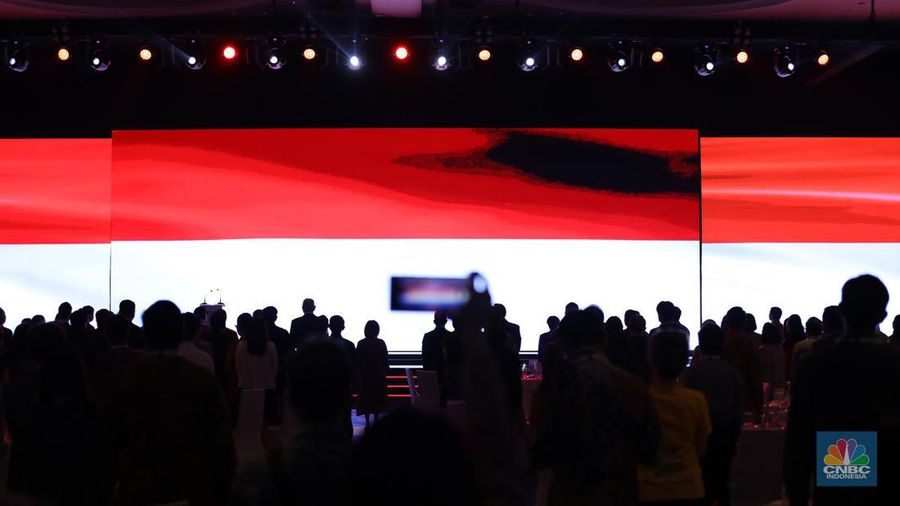 Suasana acara Gateway to ASEAN Confrence di Hotel Raffles Jakarta, Rabu (11/10/2023). United Overseas Bank (UOB) menggelar Gateway to ASEAN Conference 2023. Kegiatan ini merupakan konferensi regional tahunan yang mempertemukan para pemimpin bisnis, pemerintah dan mitra dagang, serta pakar dalam berbagai bidang untuk mengeksplorasi peluang pertumbuhan dan investasi bagi perusahaan yang melakukan bisnis antar/dan di dalam ASEAN. (CNBC Indonesia/Tri Susilo)