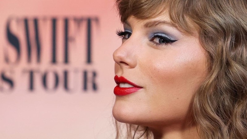 Taylor Swift attends a premiere for Taylor Swift: The Eras Tour in Los Angeles, California, U.S., October 11, 2023. REUTERS/Mario Anzuoni