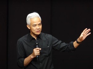 Respons Ganjar Usai Hasto PDIP Ungkit Pak Lurah Minta 3 Periode
