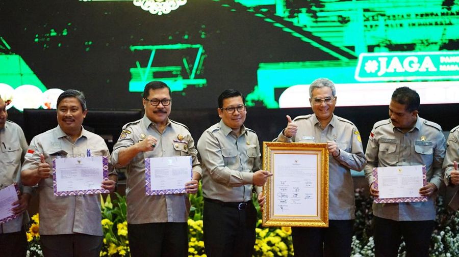 Pejabat Kementerian Pertanian disumpah ulang agar tak melakukan KKN. (Dok: Kementan)