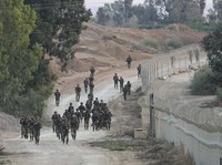 Militer AS Merapat ke Timur Tengah, Dukung Israel atau Gaza?