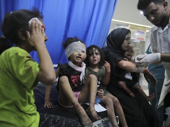 Biadab! Rumah Sakit Gaza Dihantam Rudal, 500 Orang Tewas