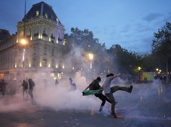 Prancis Chaos, Demo Pro Palestina Ditembak Gas Air Mata