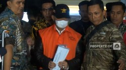 Detik-Detik SYL Dibawa ke Rutan KPK