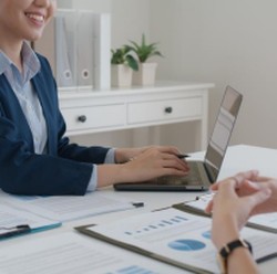 Bolehkah Investasi dengan Uang Pinjaman?