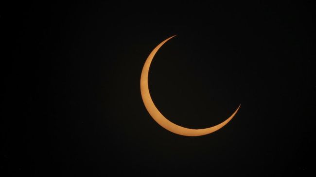 Cara Lihat Gerhana Matahari Sebagian Hari Ini Jelang Buka Puasa