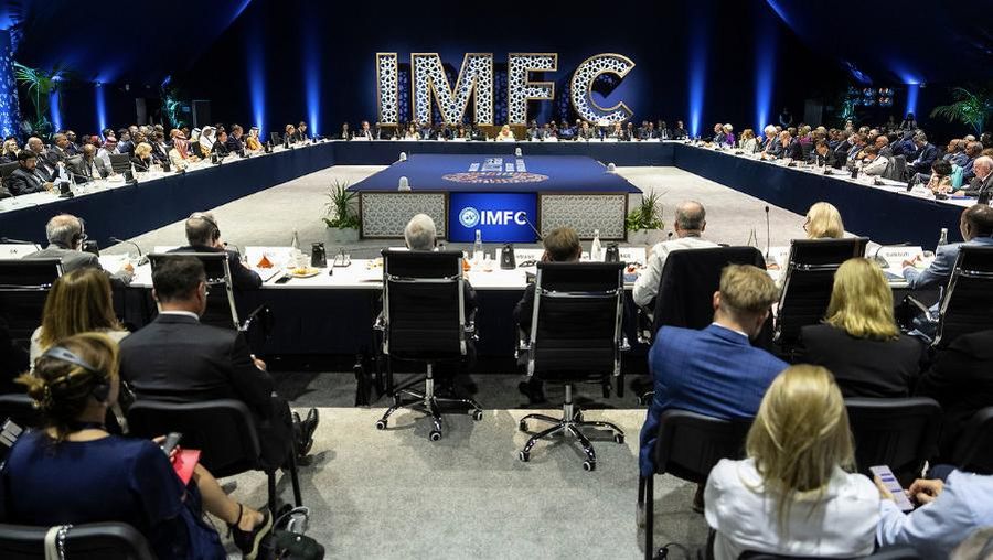 Sesi IMFC dalam Pertemuan Tahunan IMF dan Bank Dunia di Marrakesh, Maroko.