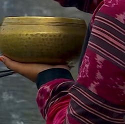 Rara Pawang Hujan Diusir Warga Aceh, Tak Jadi Amankan PON