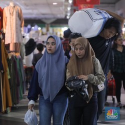 Menguak Kebobrokan Tanah Abang yang Bikin Pembeli Kabur
