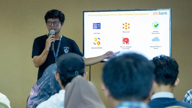 Program Studi Teknologi dan Informasi Universitas Siber (Cyber University) Indonesia mengunjungi Allo Bank dan InvestasiKu pada Kamis 13 Oktober 2023. (Dok. InvestasiKu)