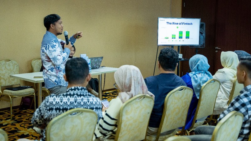 Program Studi Teknologi dan Informasi Universitas Siber (Cyber University) Indonesia mengunjungi Allo Bank dan InvestasiKu pada Kamis 13 Oktober 2023. (Dok. InvestasiKu)