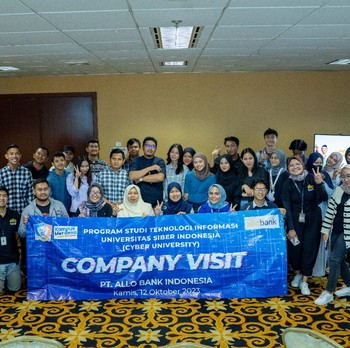 Potret Cyber University Kunjungi InvestasiKu dan Allobank