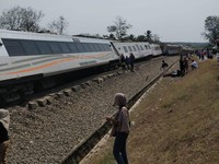 2 Kereta Api Kecelakaan di Kulon Progo, Ini Kronologinya