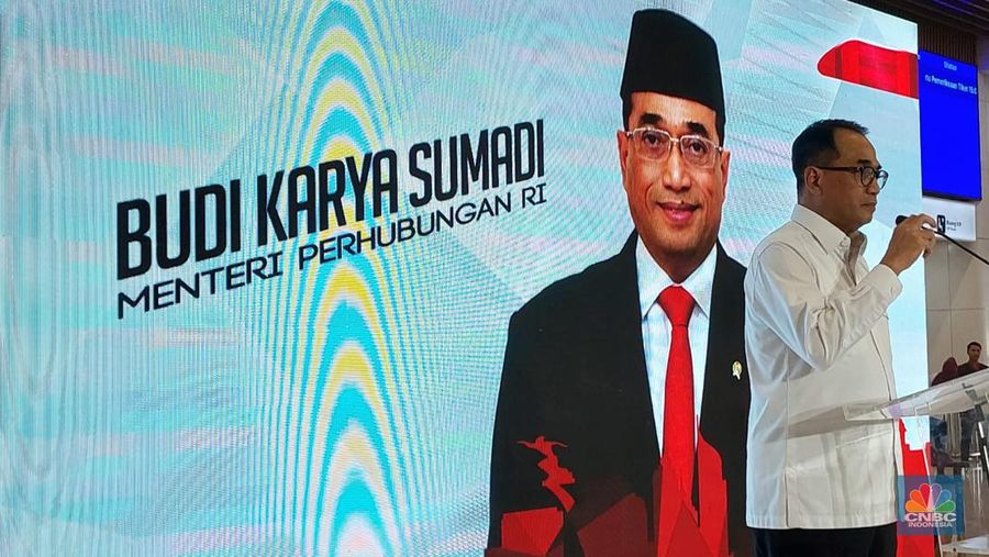Menteri Perhubungan, Budi Karya Sumadi saat Launching Penjualan Tiket Whoosh di Aplikasi Mobile. (CNBC Indonesia/Feri Sandria)