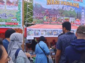 Demi Menebus Kangen Makanan Kampung Halaman, 5 Orang Ini Rela Bayar Mahal