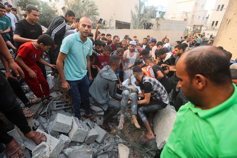 Jenazah warga Palestina yang tewas dalam serangan Israel dibaringkan di sebuah rumah sakit di Khan Younis di Jalur Gaza selatan (REUTERS/Mohammed Salem) Jenazah warga Palestina yang tewas dalam serangan Israel dibaringkan di sebuah rumah sakit di Khan Younis di Jalur Gaza selatan (REUTERS/Mohammed Salem)