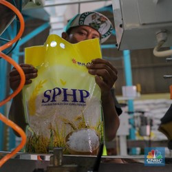 Bulog Mendadak Setop Beras SPHP, Ada Apa?