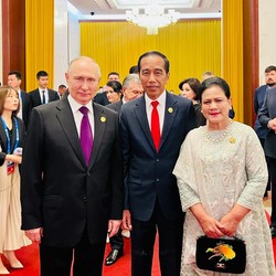 Diundang Xi Jinping, Jokowi & Iriana Bertemu Putin Lagi!