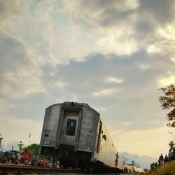 Kereta Anjlok Pandalungan, KAI Lapor Penumpang Selamat