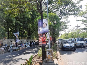 Bawaslu Makassar Beri Waktu 3 Hari Parpol Cabut APK di Area Terlarang