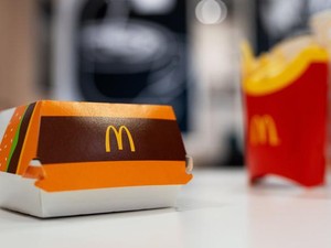 Pria Ini Dapat 100 McD Gratis Modal ChatGPT, Dikecam Netizen