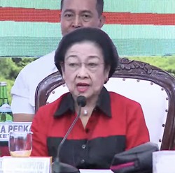 Megawati Tetap Jaga Gibran dan Bobby, Ini Kata Politikus PDIP