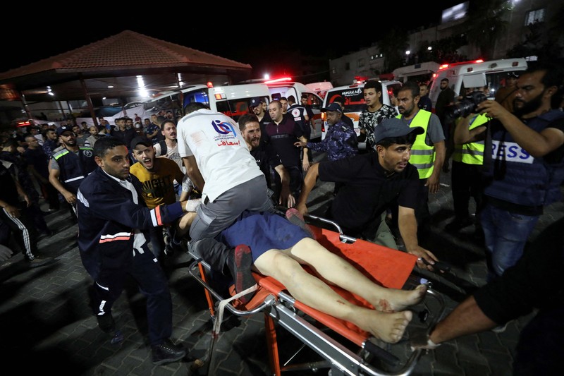 Sebuah video menampilkan detik-detik rumah sakit Gaza dibombardir Israel. Sebuah video menampilkan detik-detik rumah sakit Gaza dibombardir Israel. (Tangkapan Layar Video Reuters)