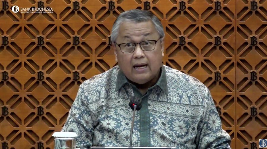 Gubernur Bank Indonesia Perry Warjiyo mengumumkan hasil rapat dewan Gubernur Bulanan Bulan Oktober 2023. (Tangkapan Layar Youtube Bank Indonesia)