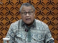 Bos BI Ingatkan Bank: Salurkan Kredit, Jangan Taruh di SBN!