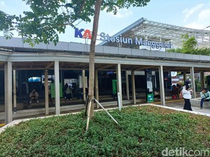 Pengumuman! Pintu Masuk dan Jalur Perjalanan Commuter Line Diubah