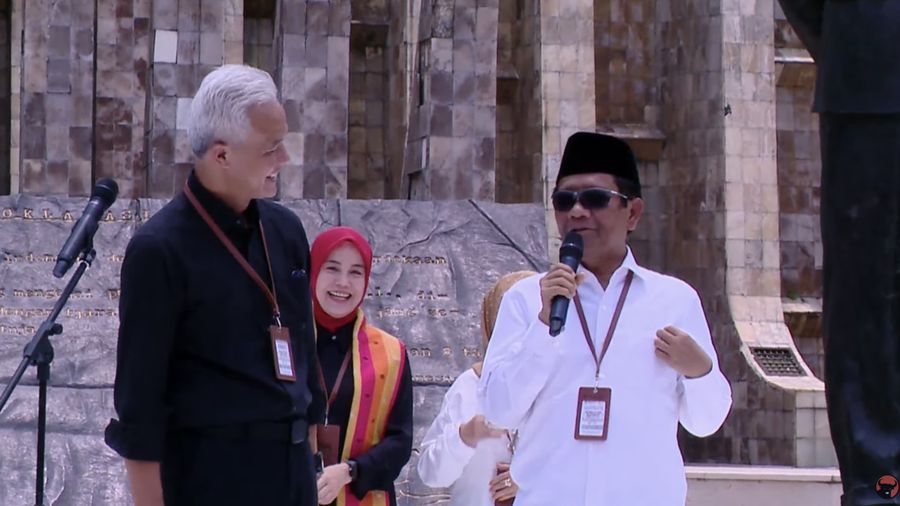 Pasangan calon Ganjar Pranowo dan Mahfud Md akan mendaftarkan diri ke KPU siang ini. Sebelum ke KPU, keduanya akan menyambangi Tugu Proklamasi. (Tangkapan Layar Youtube PDI Perjuangan)
