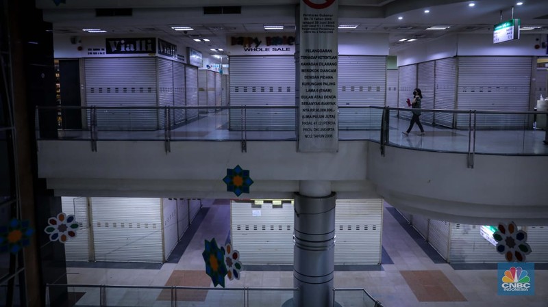 Pedagang di wilayah Mangga Dua baik Mangga Dua Square maupun WTC Mangga Dua mengeluhkan ekonomi yang semakin lesu belakangan. (CNBC Indonesia/Ferry Sandi)