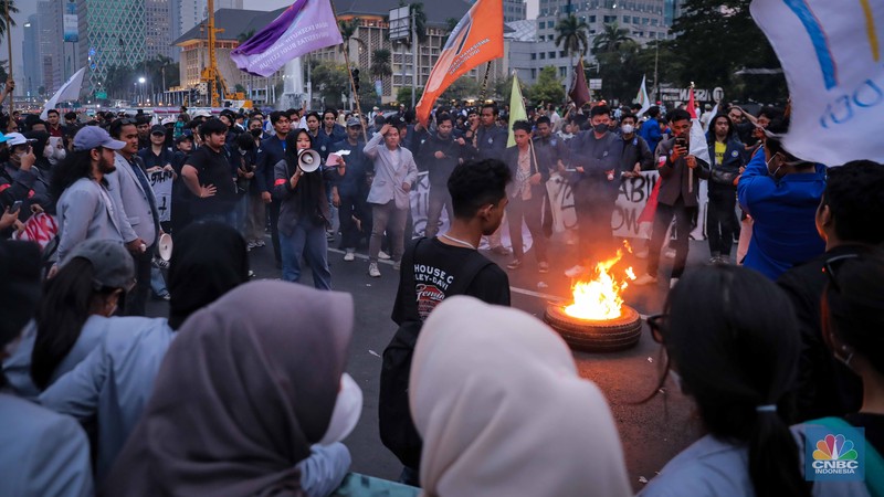 Demo BEM-SI di Kawasan Patung Kuda Jakarta, Jumat,20/10. (CNBC Indonesia)