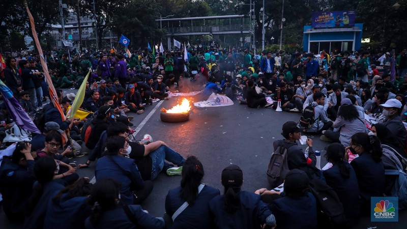 Demo BEM-SI di Kawasan Patung Kuda Jakarta, Jumat,20/10. (CNBC Indonesia)