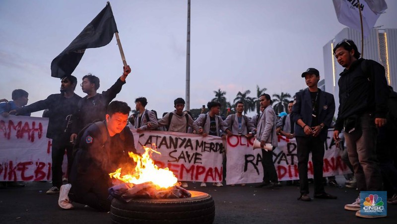 Demo BEM-SI di Kawasan Patung Kuda Jakarta, Jumat,20/10. (CNBC Indonesia)